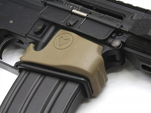 MIC Magazine Well Grip for AR / M4 Series ( HG-0016 )